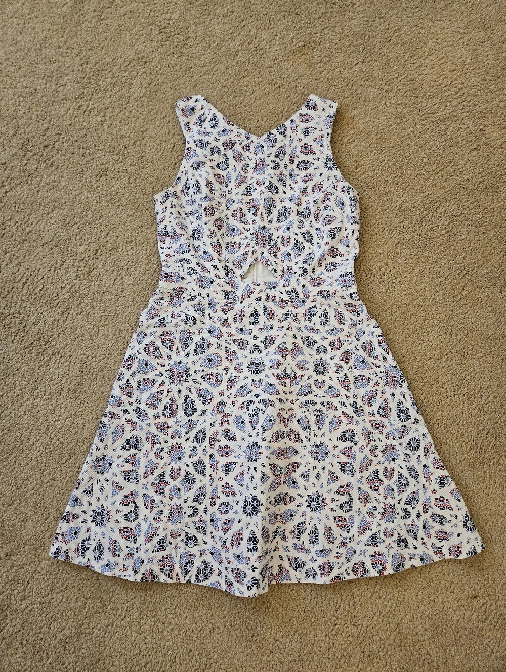 CeCe White Sleeveless Fit-and-Flare Dress 4 Four w/ Navy & Coral Floral Pattern